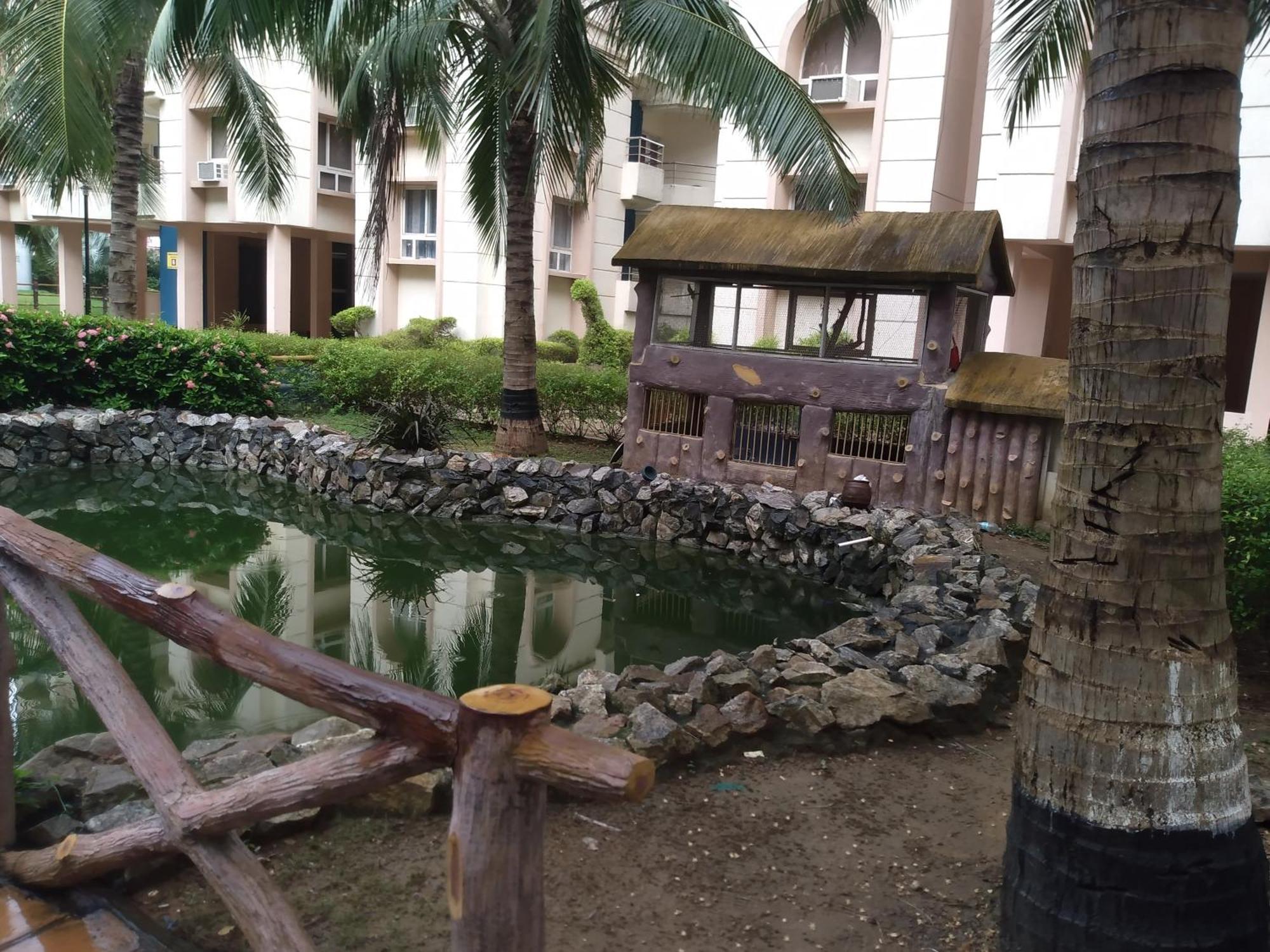 La Platina Premium Suites, Near Puri Sea Beach Exterior photo
